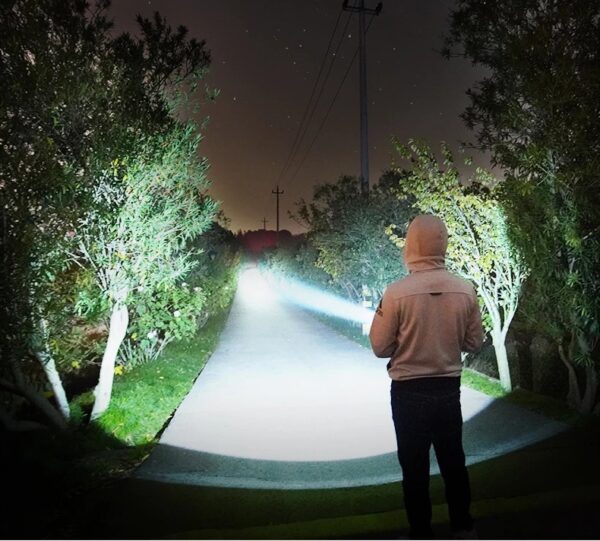 Strong Flashlight Focusing Led Flash Light Rechargeable Super Bright LED Outdoor Xenon Lamp - Imagen 6